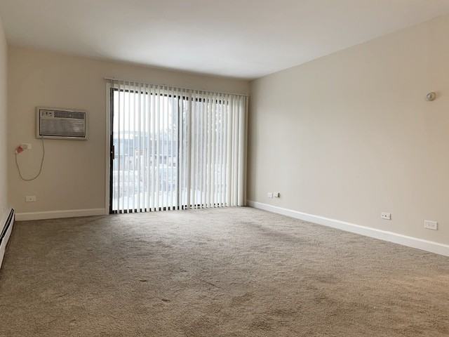 915 Westmoreland #9 - Photo 2 of 8
