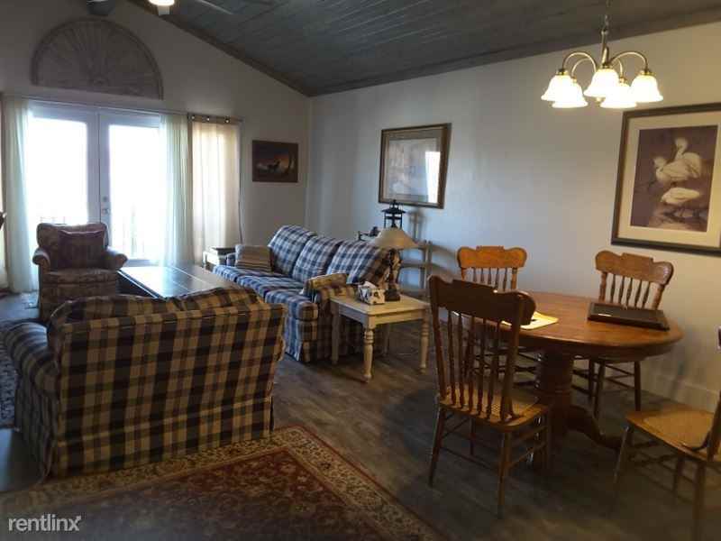 125 N Water St - Photo 3 of 11