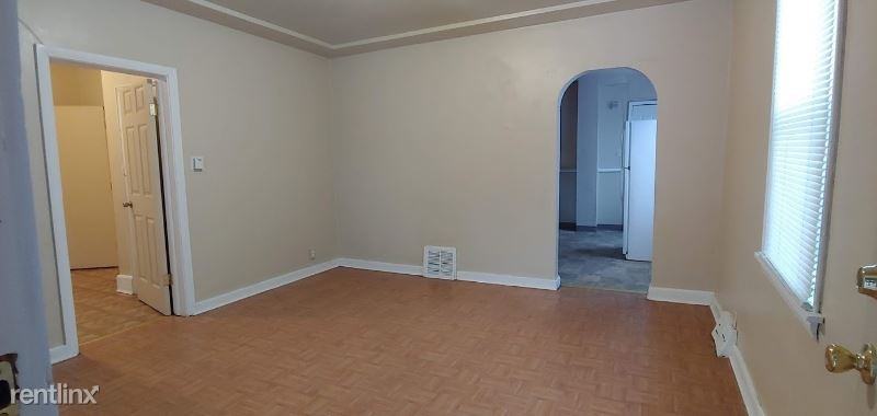 1724 N 24th St B - Photo 2 of 9