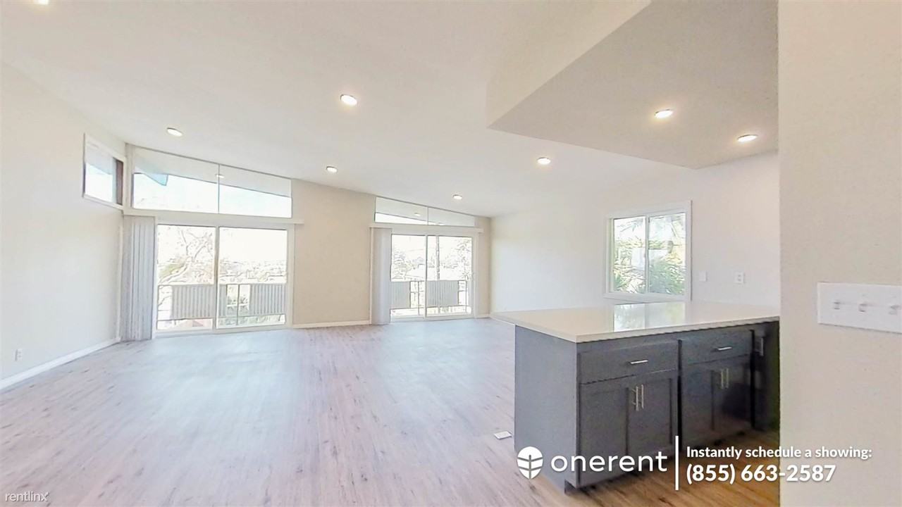 1970 Stanley Ave - Photo 2 of 11