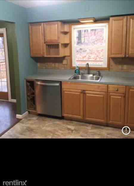 219 Prospect Point Rd - Photo 3 of 7