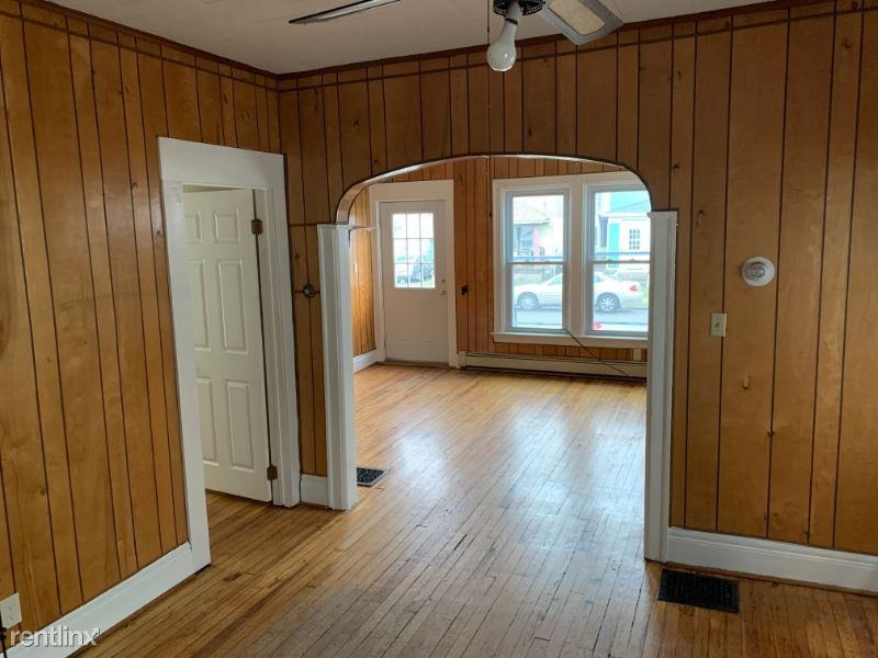 145 Trowbridge Lower - Photo 2 of 8
