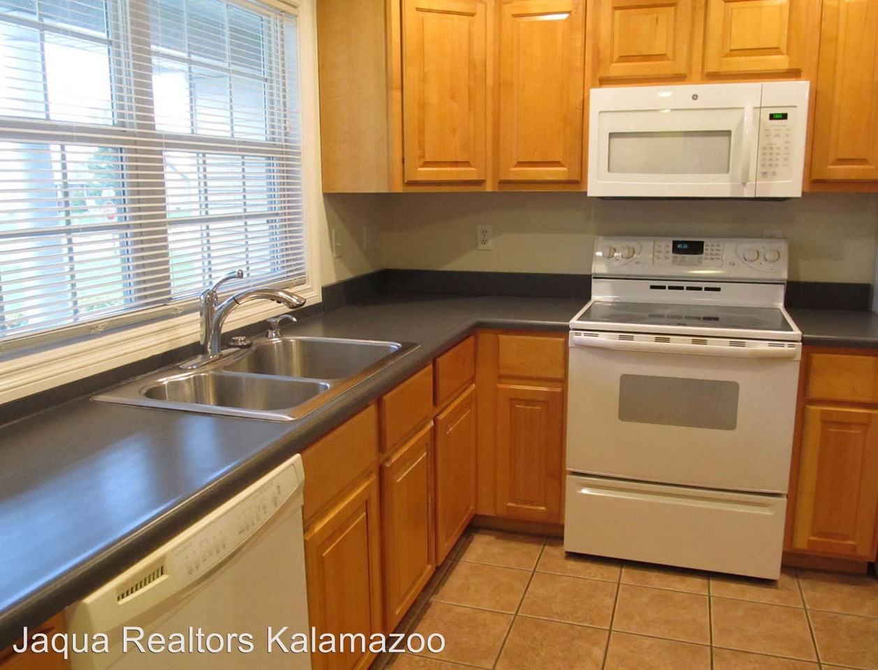 3965 Durango Street - Photo 2 of 16