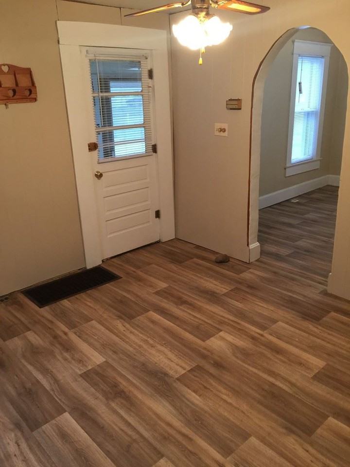 621 Matthews St - Photo 3 of 6