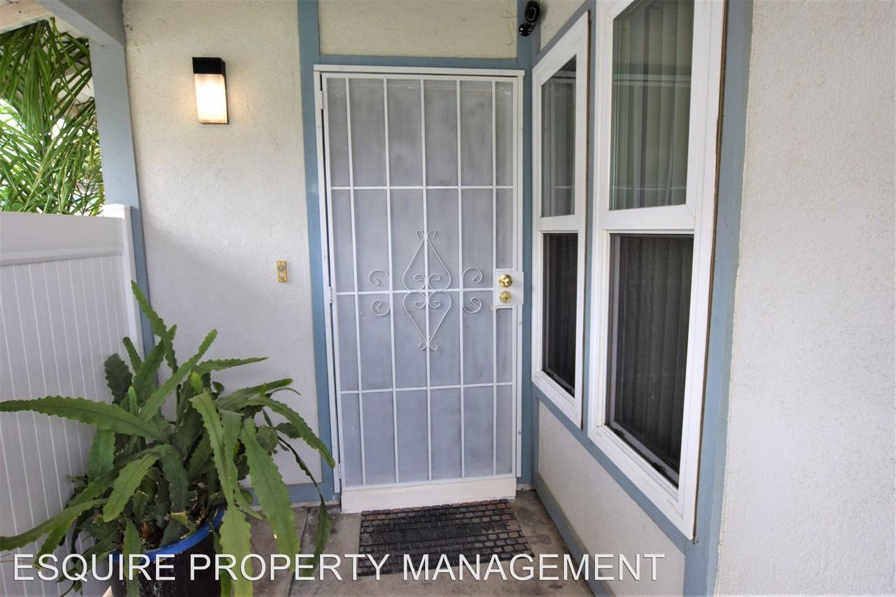 1238 Miramar Walk - Photo 2 of 28