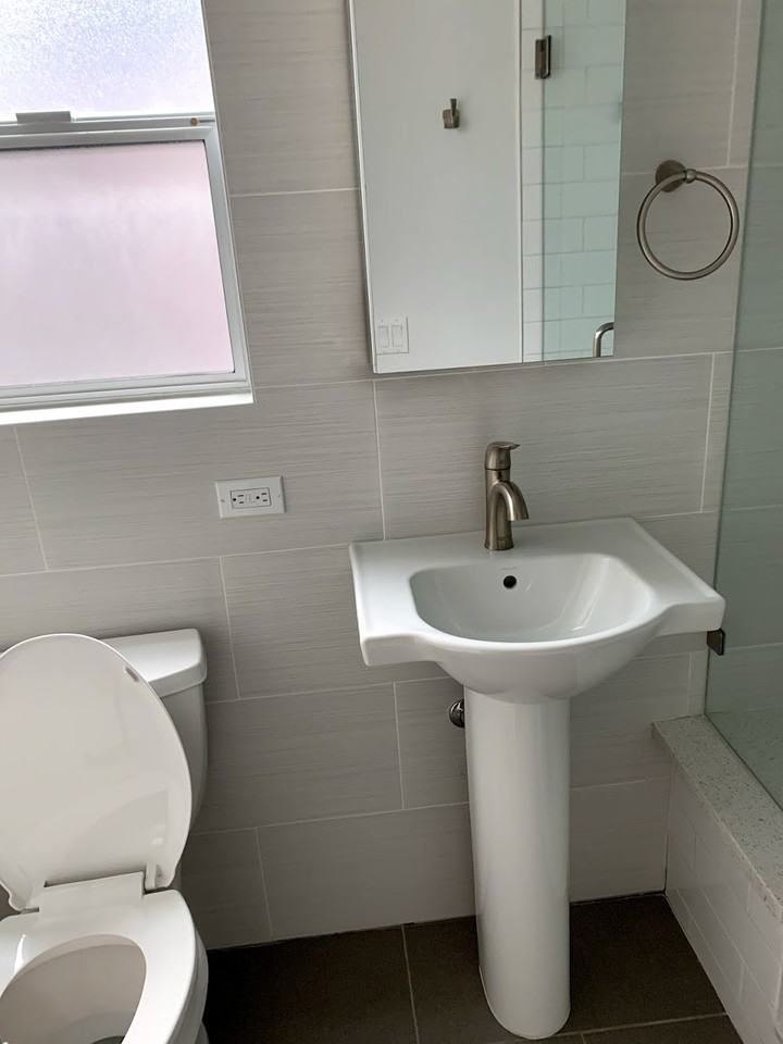 3302 Manhattan Ave - Photo 2 of 8
