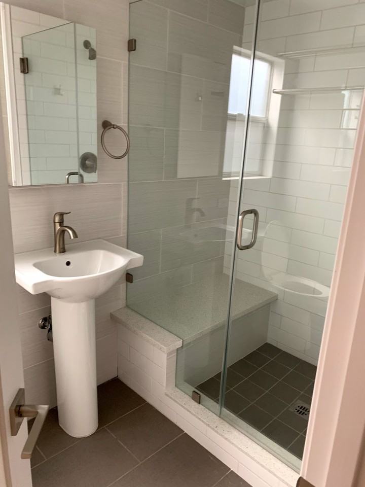 3302 Manhattan Ave - Photo 3 of 8