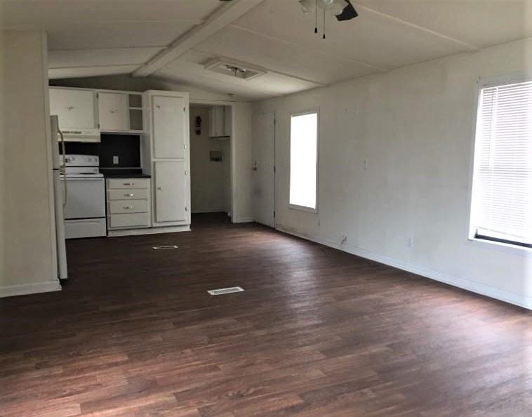 583 583 I-10 Mobile Village Lot 61 - Photo 2 of 7
