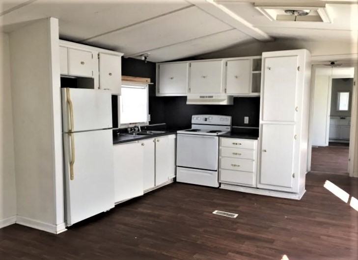 583 583 I-10 Mobile Village Lot 61 - Photo 3 of 7