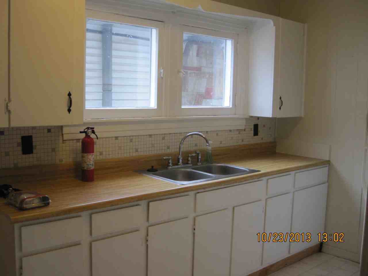 224 18th St - Photo 2 of 10