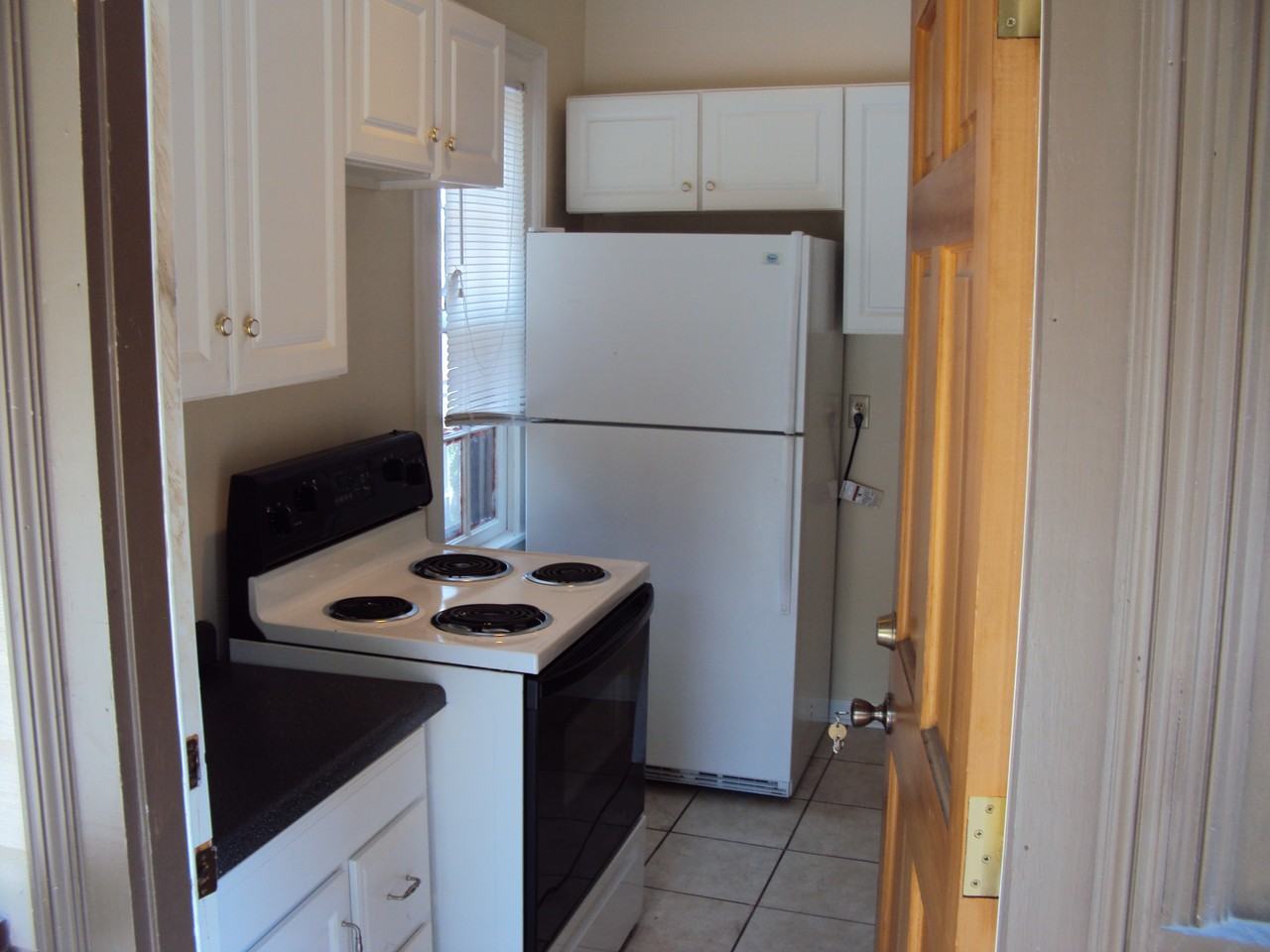 837 W. Beverley St. - Photo 2 of 69