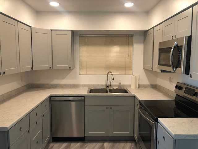 3727 W Frier Dr - Photo 3 of 20