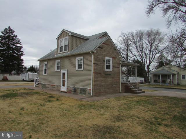 1444 Hurffville Road - Photo 3 of 15