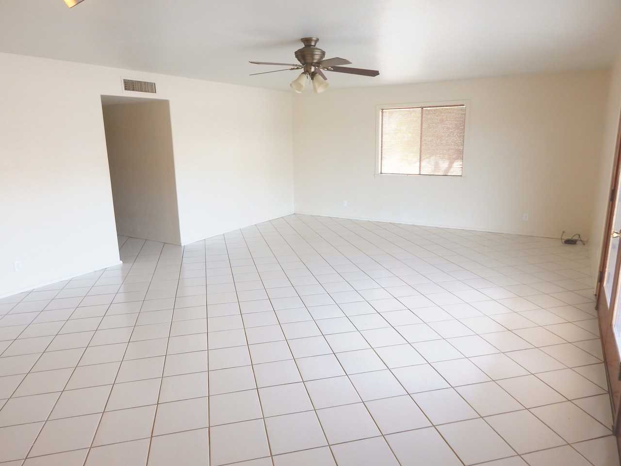 64539 E Horseshoe Bend Rd - Photo 2 of 16