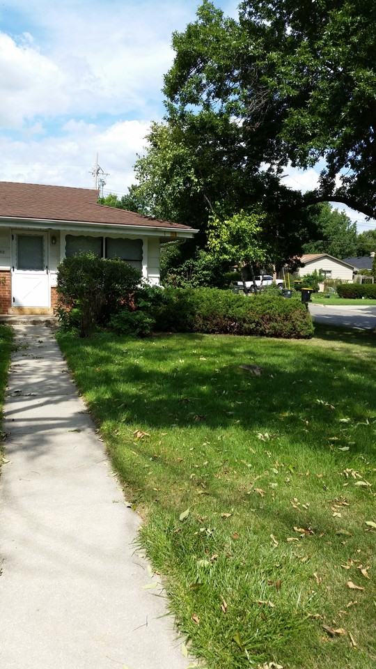 9802 W Palmetto Ave - Photo 2 of 19