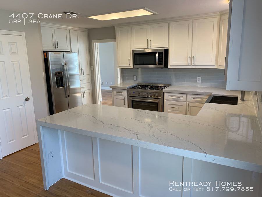 4407 Crane Dr. - Photo 3 of 18