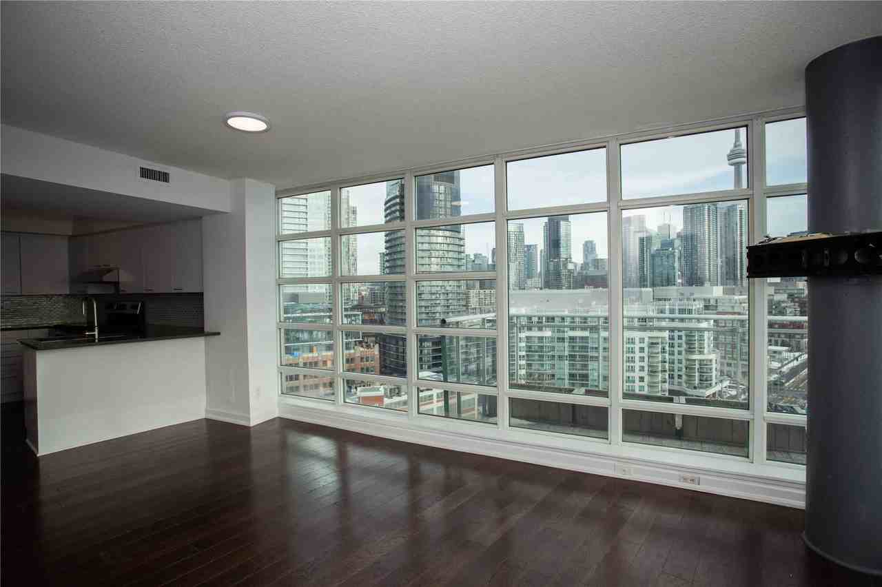 650 Queens Quay West