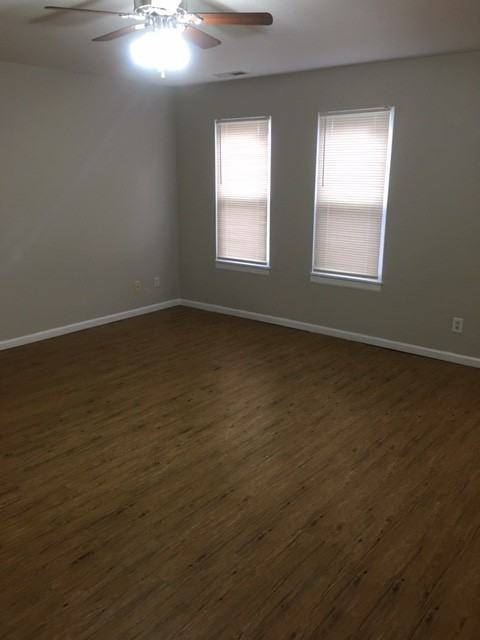 312 Eisenhower Street - Photo 3 of 20