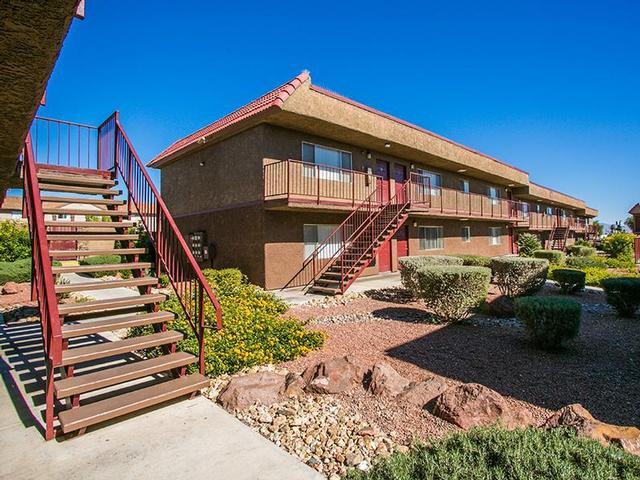 5001 El Parque Ave - Photo 3 of 17