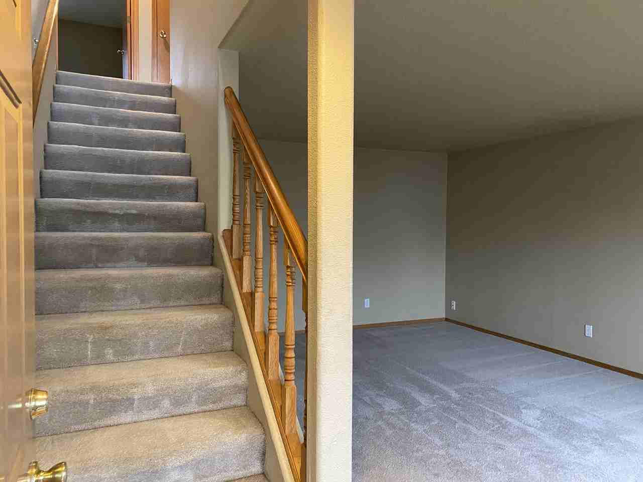 10601 Ne 19th St #P2 - Photo 3 of 11