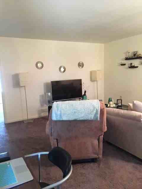 26-128 HILLDALE DRIVE - Photo 3 of 11