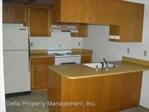 1002 Columbia Ave #5 - Photo 2 of 7