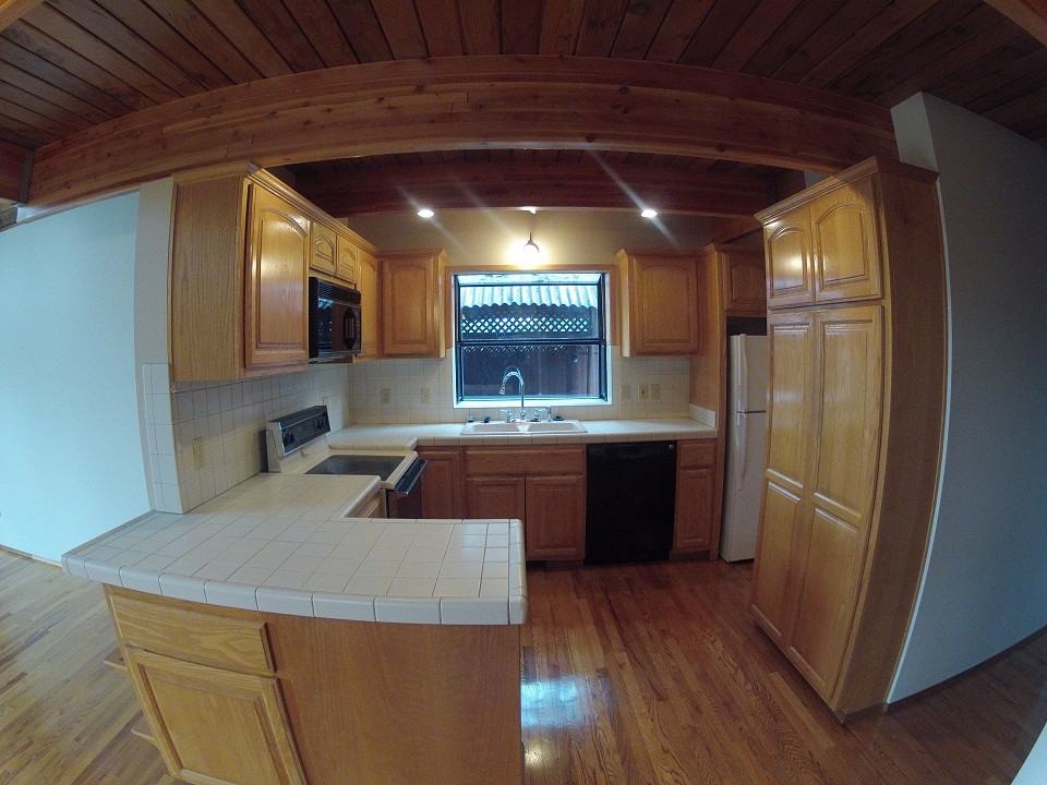 15939 Se 272nd St - Photo 3 of 11