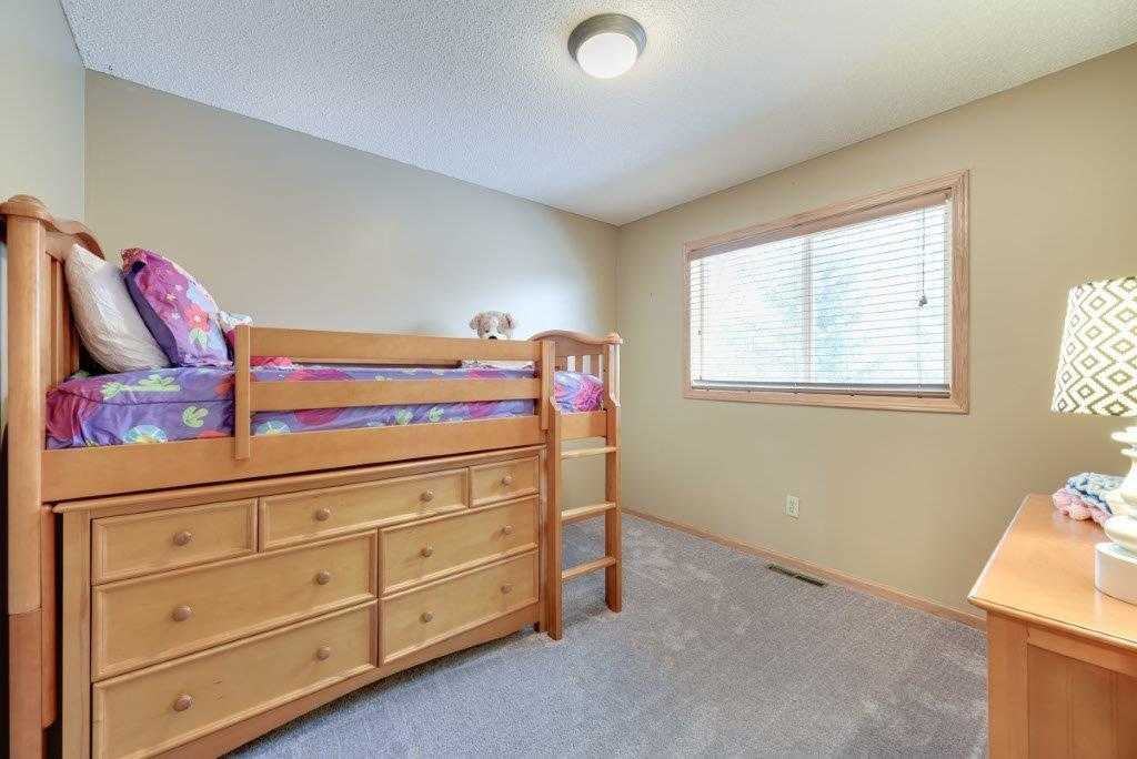 11112 -187th Avenue Nw - Photo 3 of 17