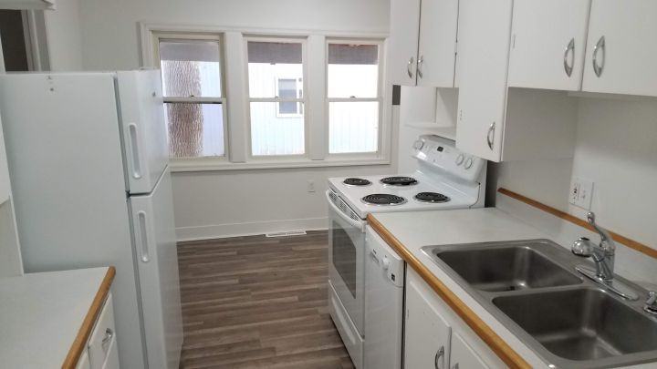 419 Woodland Ave - Photo 2 of 7