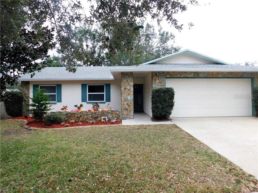 212 Lotus Drive - Photo 2 of 18