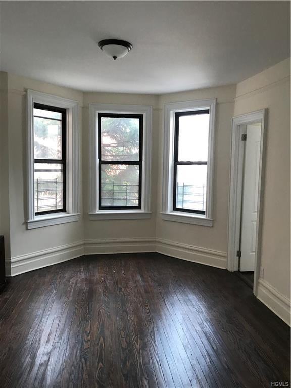 740 South Oak Drive - Photo 3 of 4