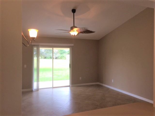 3832 Southwest Hale Street - Photo 3 of 17