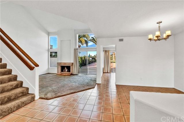 23 Genoa - Photo 2 of 21