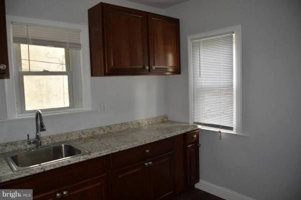 4004 Belvieu Avenue - Photo 5 of 21