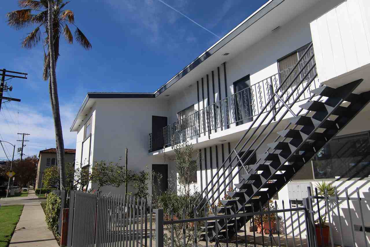 Chalmers Dr. & Bedford St. - Photo 2 of 50