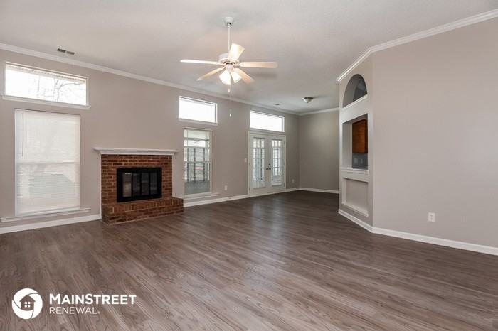 10300 Northwoods Forest Dr - Photo 3 of 16