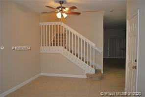 22200 Southwest 93rd Place - Photo 2 of 10