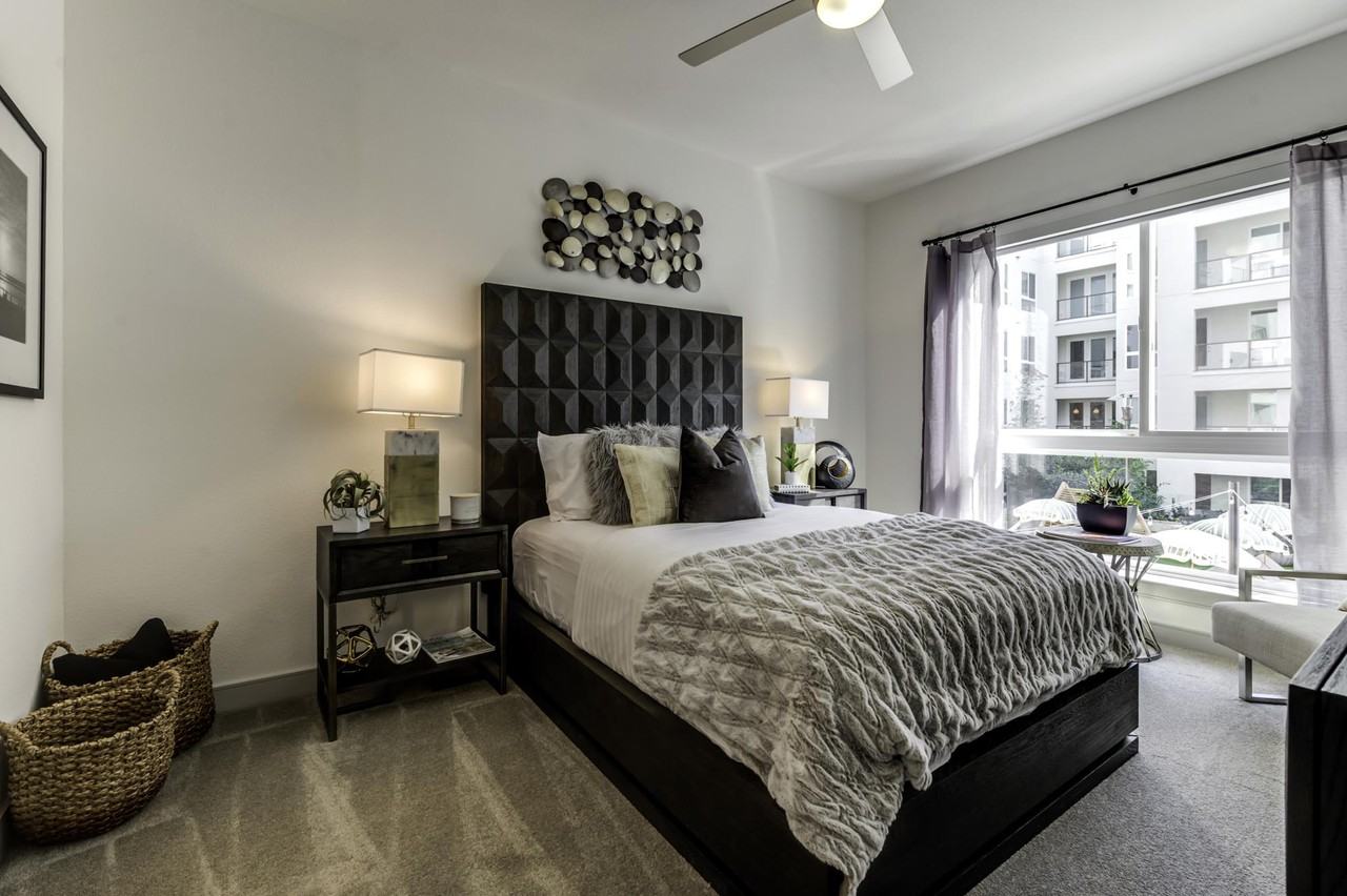 Skyloft - Photo 5 of 50