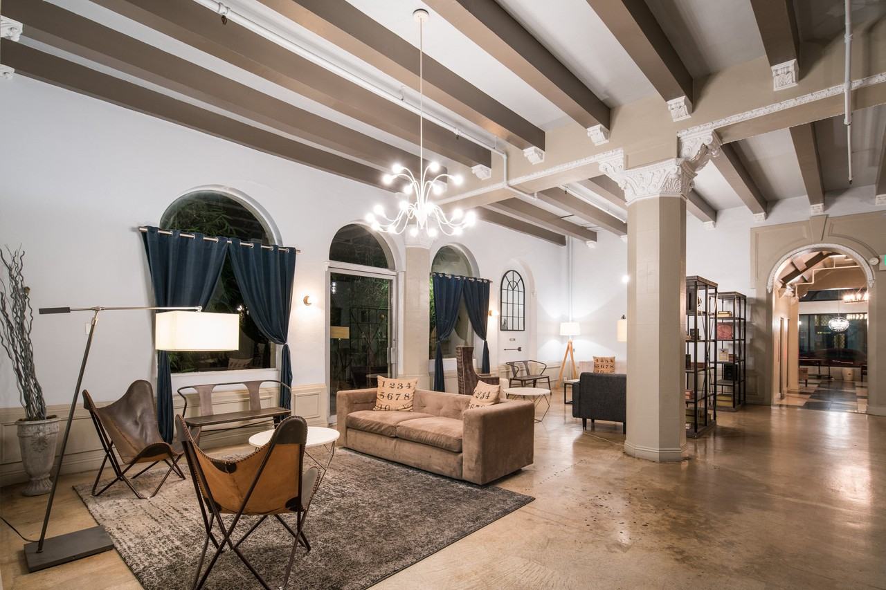 5217-25 Hollywood Boulevard - Photo 4 of 20