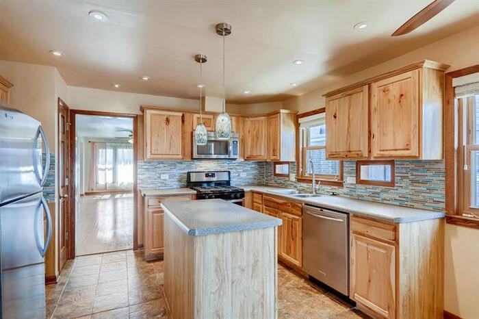 9048 South Utica Avenue - Photo 2 of 11