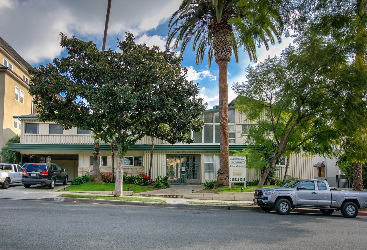 Sunset Laurel Plaza - Photo 2 of 17