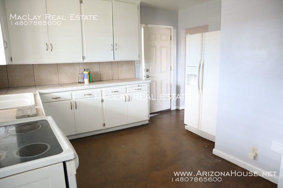 1152 E 2nd Ave - Photo 2 of 17