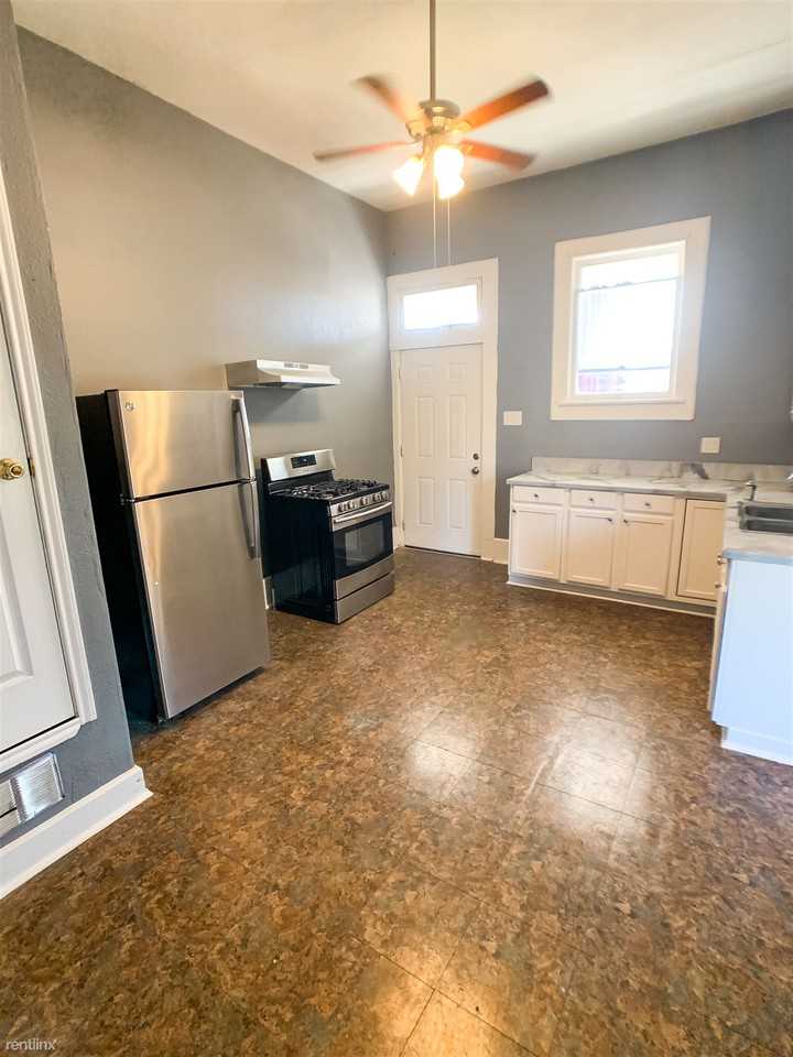 244 Princeton Ave - Photo 2 of 7