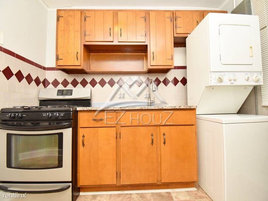 818 Bradhurst Road - Photo 3 of 9