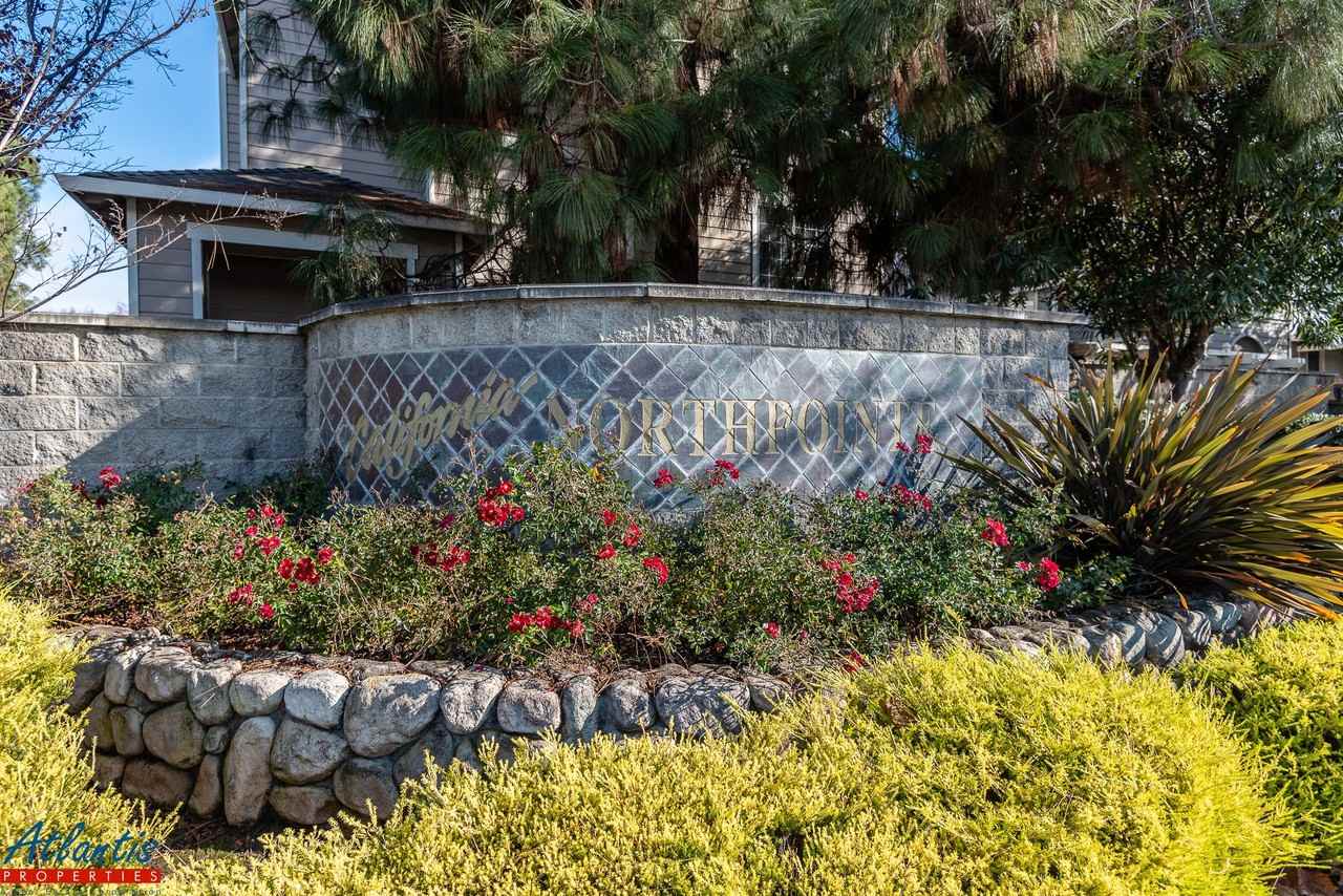 1894 Kobuk Valley Common - Photo 2 of 19