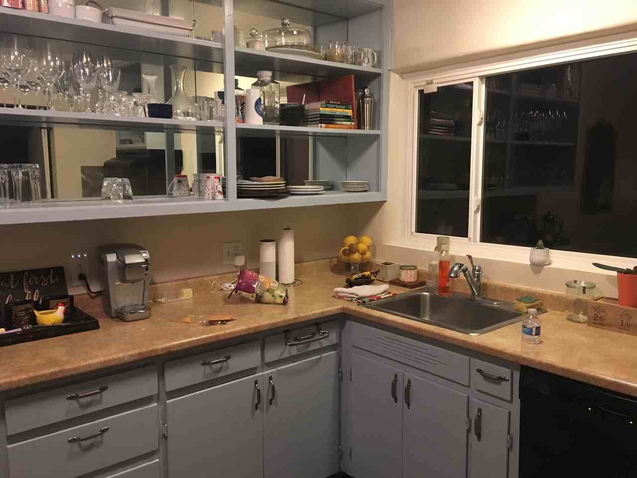 1027 Inverness Dr - Photo 3 of 12