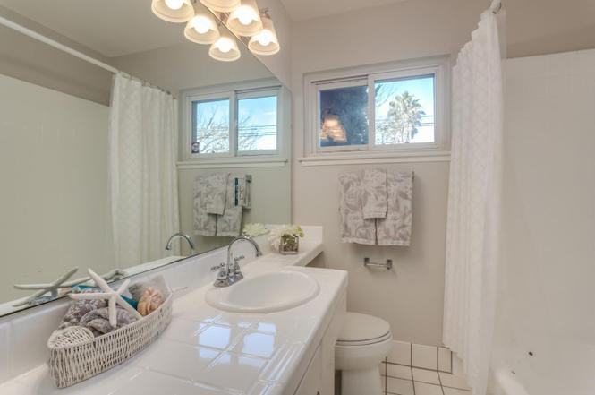 2313 Carlton Ave - Photo 3 of 9