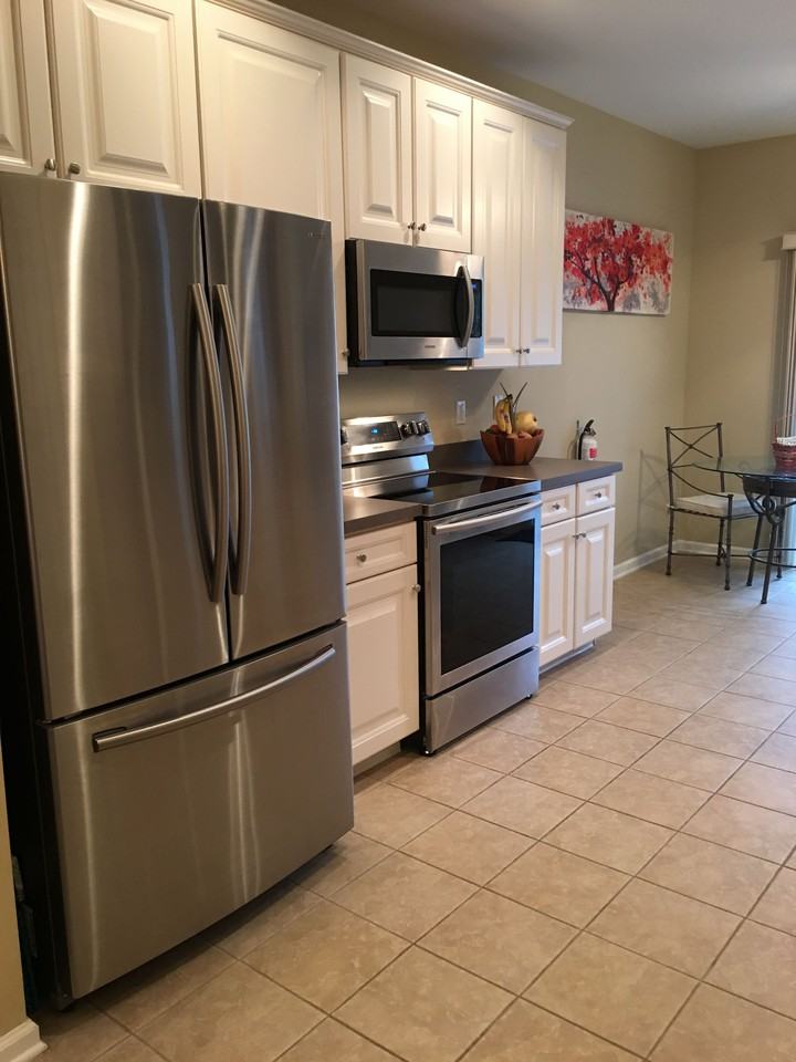 11 Farmington Ct - Photo 2 of 10