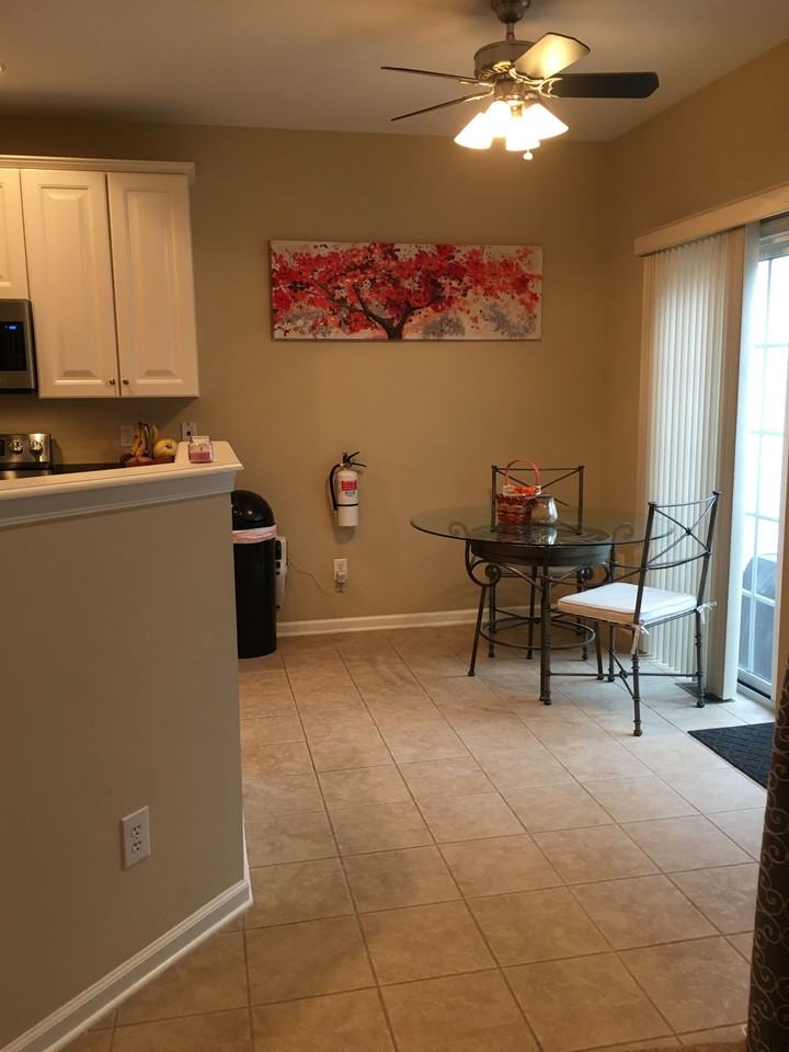 11 Farmington Ct - Photo 3 of 10