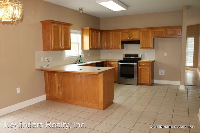 16113 Sandel Ave. - Photo 2 of 11